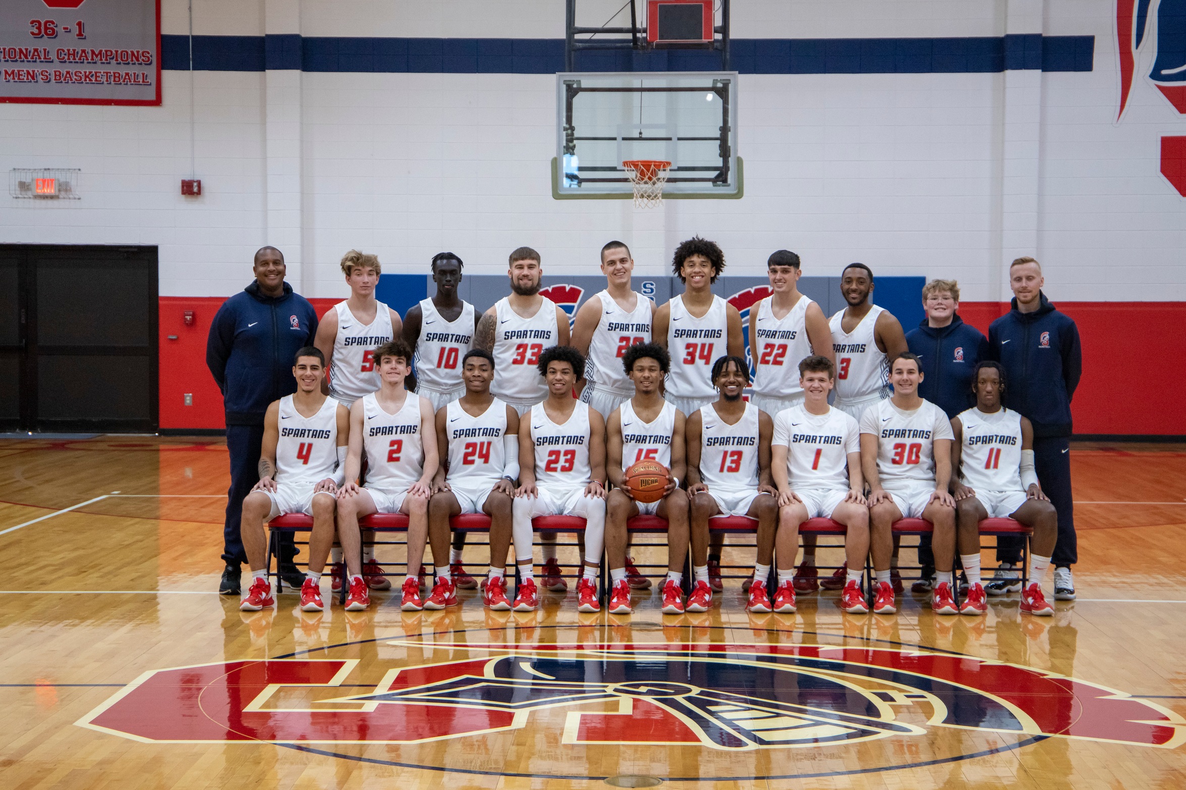 2022-23 men's basketball team and coaches