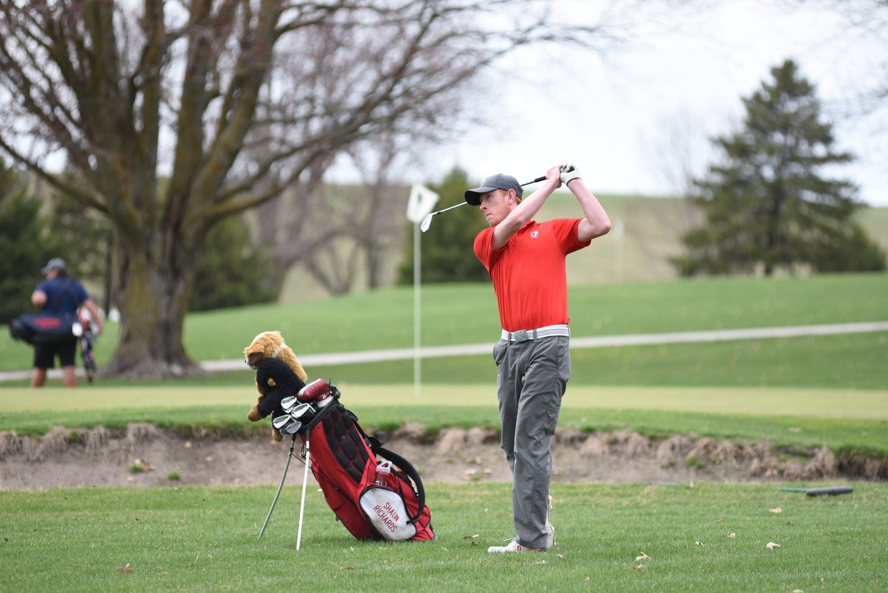 Southwestern sophomore Shaun Richards tied for second at the Iowa Central Spring Invite.